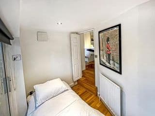 The Chelsea Kensington 159 Apartment - Photo 10