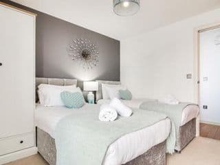 West Midlands Lux's 2 Bedroom Apartment Birmingham City - Photo 14