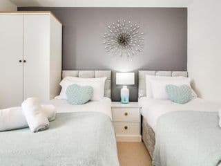 West Midlands Lux's 2 Bedroom Apartment Birmingham City - Photo 22
