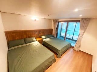 Luxe & Suite Room - Photo 17