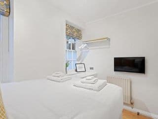 Trendy 1 Bedroom Apartment in the Heart of London - Photo 11