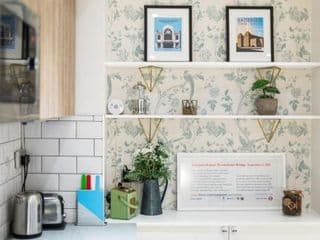 Trendy 1 Bedroom Apartment in the Heart of London - Photo 16