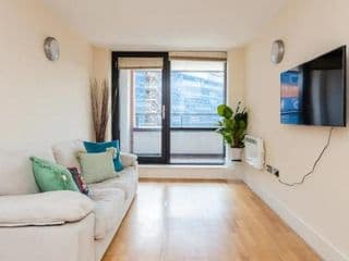 Vivid 2 Bedroom Apartment in Central London
