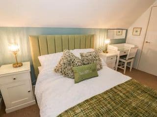 Hock-tide Cottage - Photo 13