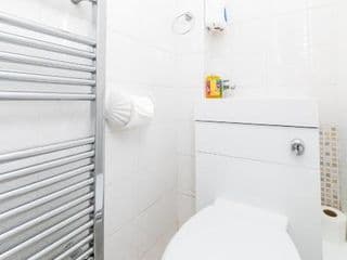 Findon House - Photo 19