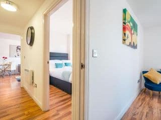 Inners City Apartments -On Suites - Photo 18