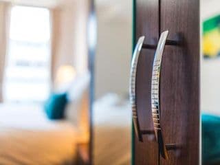 Inners City Apartments -On Suites - Photo 21