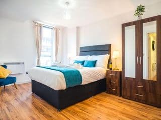 Inners City Apartments -On Suites - Photo 24