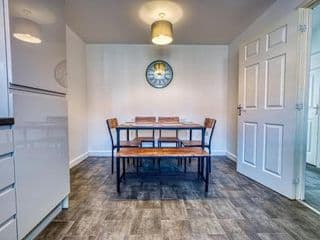 Modern 4 Bedroom 2 Bath House with Parking, Tyseley, Birmingham - Photo 6