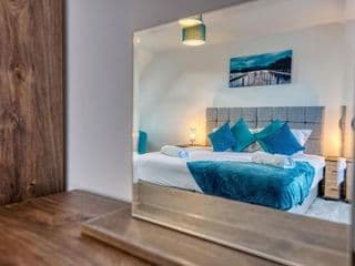 Modern 4 Bedroom 2 Bath House with Parking, Tyseley, Birmingham - Photo 10