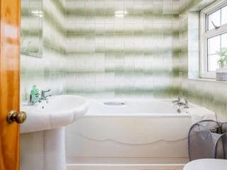 MPL Apartments - Woodside House by Harry Potter Studios - Photo 16