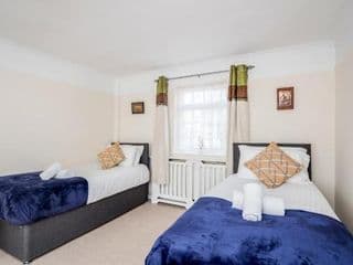 MPL Apartments - Woodside House by Harry Potter Studios - Photo 7