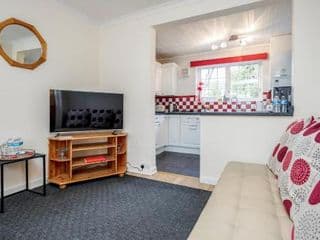 MPL Apartments - Woodside House by Harry Potter Studios - Photo 9