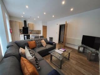 Stylish Jewellery Quarter Apartment (Sleeps 7) - Photo 14