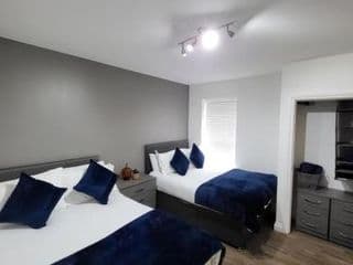 Stylish Jewellery Quarter Apartment (Sleeps 7) - Photo 9