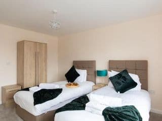 homely - North London Apartments Wembley - Photo 3
