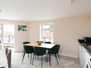 homely - North London Apartments Wembley - Photo 6