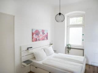 Spacious Apartment in Berlin Mitte for 6 - Photo 8