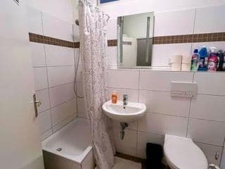 Thomas Apartments - Photo 11