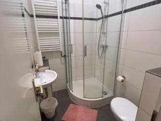 Thomas Apartments - Photo 15