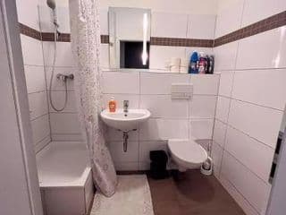 Thomas Apartments - Photo 17