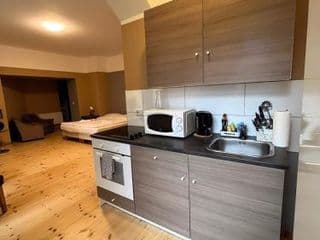 Thomas Apartments - Photo 4