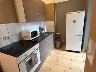 Thomas Apartments - Photo 6