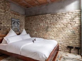 Industrial 57sqm 3room maisonette apt near center - Photo 2