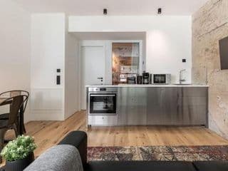 Industrial 57sqm 3room maisonette apt near center - Photo 11