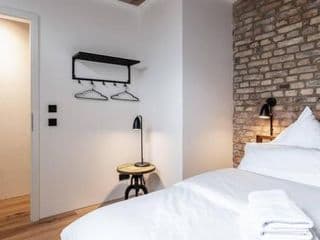 Industrial 57sqm 3room maisonette apt near center - Photo 3