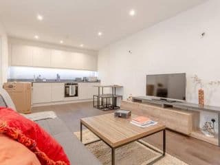 Modern Flat in the Heart of West London - Photo 17