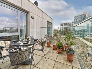Superb apartment with terrace near the river in Putney by UnderTheDoormat - Photo 23