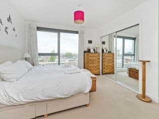 Superb apartment with terrace near the river in Putney by UnderTheDoormat - Photo 7