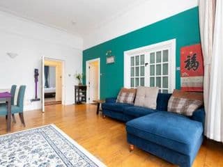 Central 2 Bedroom Apartment near Old Street - Photo 9