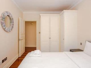Luxury 2 Bedroom Apartment in London Bridge - Photo 20