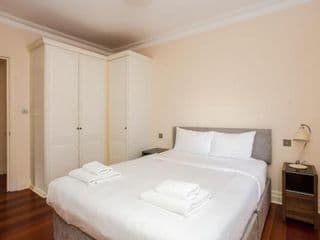 Luxury 2 Bedroom Apartment in London Bridge - Photo 4