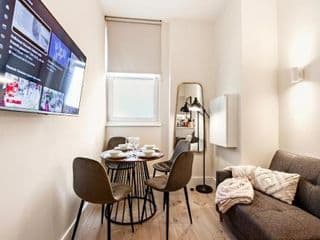 Modern Apartments in Paddington Central London FREE WIFI & AIRCON by City Stay London - Photo 4