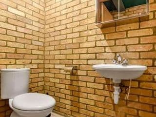 Spacious 2 Bed Urban Jungle Flat, Central London - Photo 8