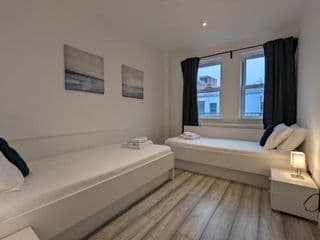 Hounslow Apartments by Charles Hope - Photo 17