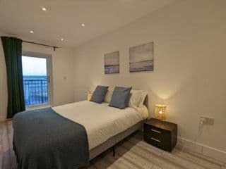 Hounslow Apartments by Charles Hope - Photo 22