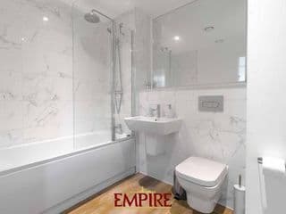 Luxury 2 Bedroom Apartment, On Broad Street! - Photo 12