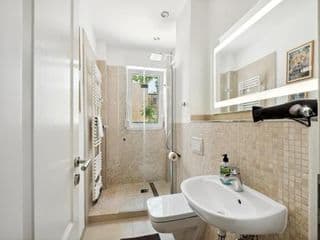 Cozy flat near Ku'damm with free parking - Photo 19