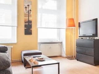 TOP SPOT MITTE . THE PLACE TO BE ! - Photo 9