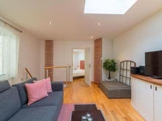 Urban Duplex - Photo 12