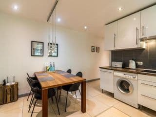 Urban Duplex - Photo 22