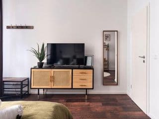 Central Apartment in Heart of Berlin - Photo 9