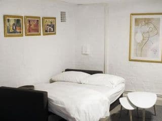 Central, cozy & beautiful designed 2-rooms Apt. near river - Photo 17