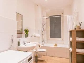 LivingKreuzberg - Stilvolle Altbauwohnung - Photo 16