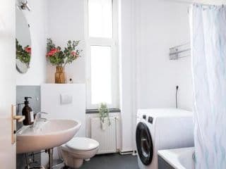 Sonnig und Helle Wohnung Alexanderplatz in 15min zu erreichen, sehr schön und groß für Gruppen geeignet - Photo 15