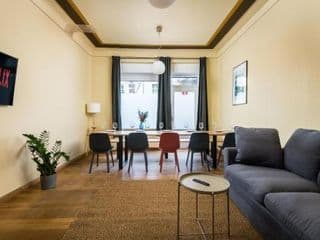 Super Zentral super schöner Altbau im Herzen von Berlin für bis zu 12 Personen